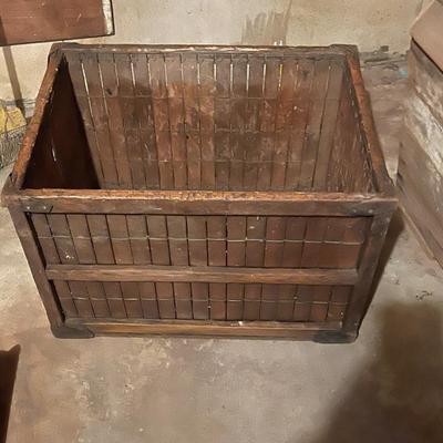 Primitive wood crate