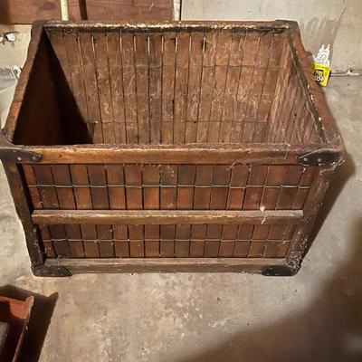 Primitive wood crate