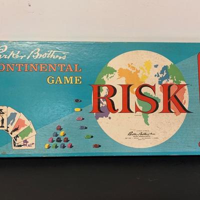 LOT 69R: Parker Brothers Continental Game: RISK
