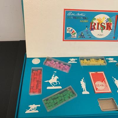LOT 69R: Parker Brothers Continental Game: RISK