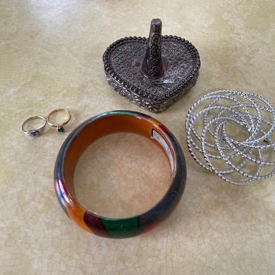 Mix of jewelry - ring holder