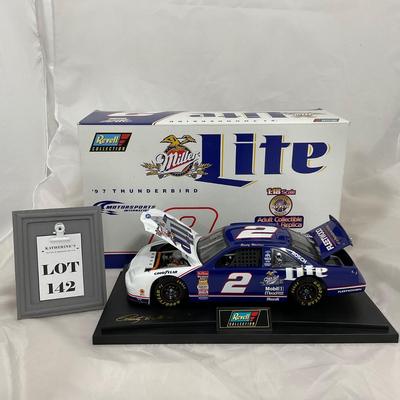 -142- NASCAR | 1:18 Scale DIe Cast | 1997 Miller Lite Thunderbird | Rusty Wallace