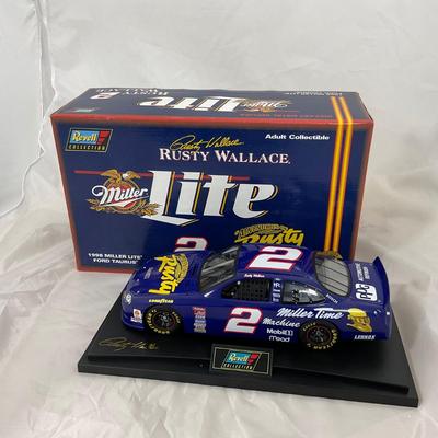 -147- NASCAR | 1:18 Scale Die Cast | 1998 Miller Lite Ford Taurus | Rusty Wallace