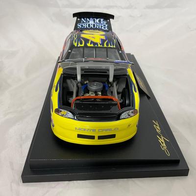 -159- NASCAR | 1:18 Scale Die Cast | 1998 Coors Light Brooks & Dunn Chevrolet | Sterling Martin