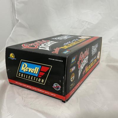 -159- NASCAR | 1:18 Scale Die Cast | 1998 Coors Light Brooks & Dunn Chevrolet | Sterling Martin