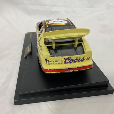 -160- NASCAR | 1:18 Scale Die Cast | 1999 Coors Light John Wayne Chevrolet | Sterling Martin