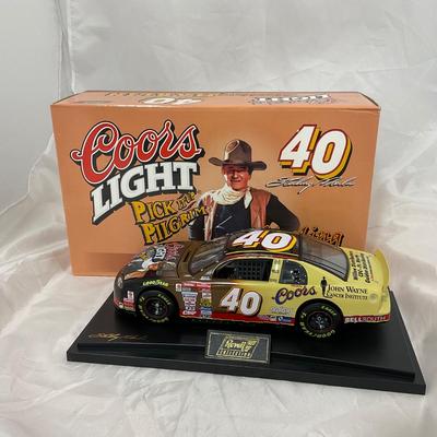 -160- NASCAR | 1:18 Scale Die Cast | 1999 Coors Light John Wayne Chevrolet | Sterling Martin