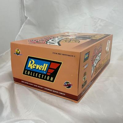 -160- NASCAR | 1:18 Scale Die Cast | 1999 Coors Light John Wayne Chevrolet | Sterling Martin