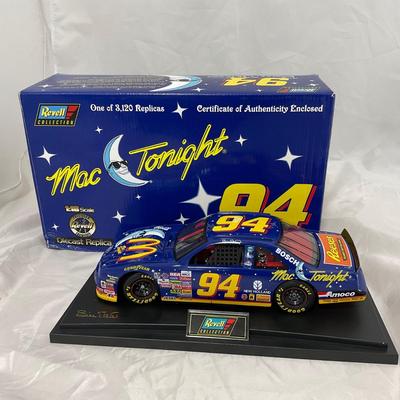 -163- NASCAR | 1:18 Scale Die Cast | 1997 McDonaldâ€™s Racing Team Ford Thunderbird