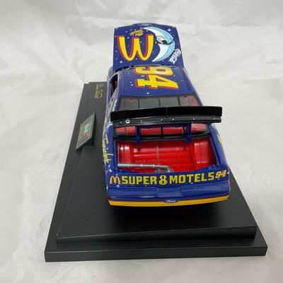 -163- NASCAR | 1:18 Scale Die Cast | 1997 McDonaldâ€™s Racing Team Ford Thunderbird
