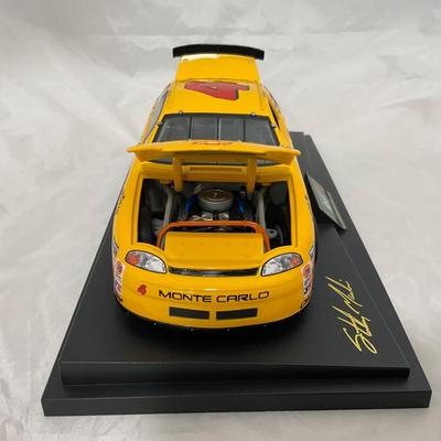 -164- NASCAR | 1:18 Scale Die Cast | 1997 Kodak Film Chevrolet Monte Carlo | Sterling Martin