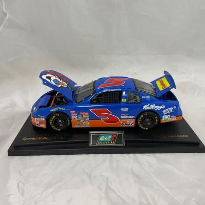 -165- NASCAR | 1:18 Scale Die Cast | 1997 Kelloggs Frosted Flakes Chevrolet