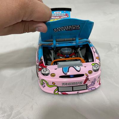 -166- NASCAR | 1:18 Scale Die Cast | 1998 Cartoon Network Ford Taurus | Lake Speed