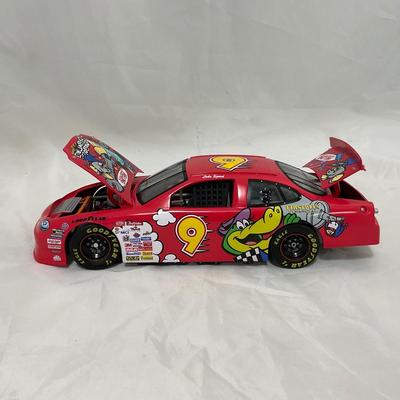-167- NASCAR | 1:18 Scale Die Cast | 1998 Cartoon Network Ford Taurus | Lake Speed