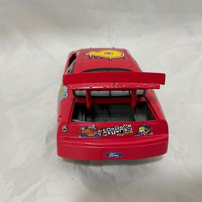 -167- NASCAR | 1:18 Scale Die Cast | 1998 Cartoon Network Ford Taurus | Lake Speed