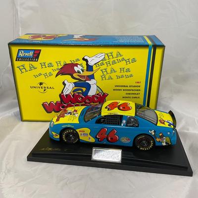 -168- NASCAR | 1:18 Scale Die Cast | 1997 Woody Woodpecker Chevy