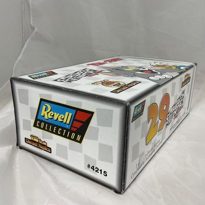 -169- NASCAR | 1:18 Scale Die Cast | 1997 Cartoon Network Tom & Jerry Chevrolet | Jeff Green