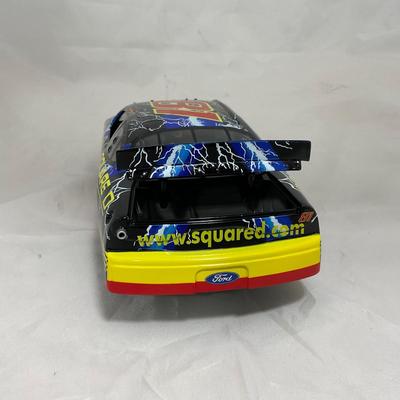 -175- NASCAR | 1:18 Scale Die Cast | 1998 Square D Lightning Ford Taurus | Kenny Wallace