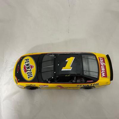 -176- NASCAR | 1:18 Scale Die Cast | 1998 Pennzoil Monte Carlo