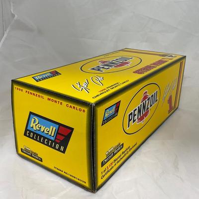 -176- NASCAR | 1:18 Scale Die Cast | 1998 Pennzoil Monte Carlo