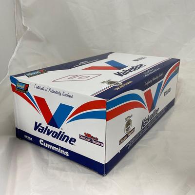 -181- NASCAR | 1:18 Scale Die Cast | 1997 Valvoline Ford Thunderbird