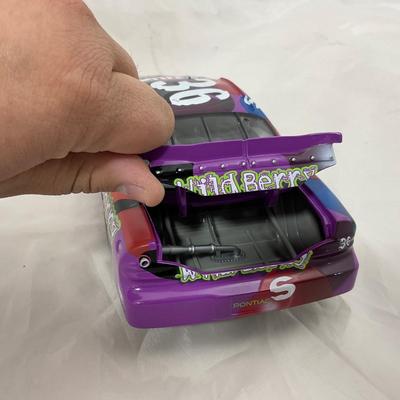 -184- NASCAR | 1:18 Scale Die Cast | 1998 Skittles Pontiac | Ernie Irvan