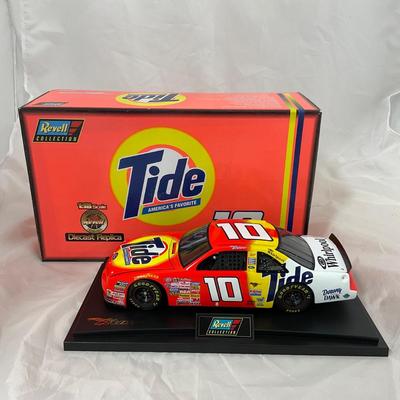-185- NASCAR | 1:18 Scale Die Cast | 1997 Tide Ford Thunderbird | Ricky Rudd