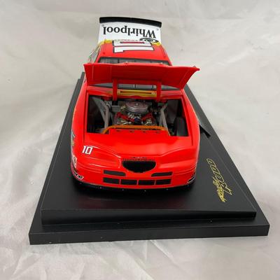 -185- NASCAR | 1:18 Scale Die Cast | 1997 Tide Ford Thunderbird | Ricky Rudd