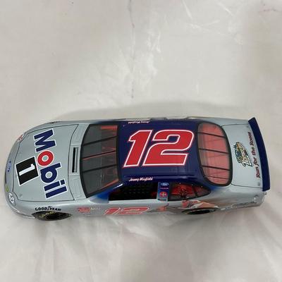 -186- NASCAR | 1:18 SCale Die Cast | 1999 Mobil Kentucky Derby Ford Taurus