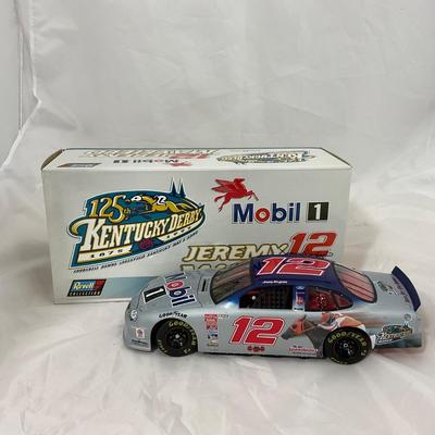 -186- NASCAR | 1:18 SCale Die Cast | 1999 Mobil Kentucky Derby Ford Taurus