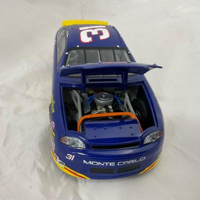 -188- NASCAR | 1:18 Scale Die Cast | 1998 Lowes Home Improvement Warehouse Chevrolet