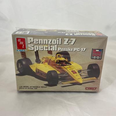 -198- MODEL KIT | 1:25 Scale | Pennzoil 2-7 Special Penske PC-17 Sealed
