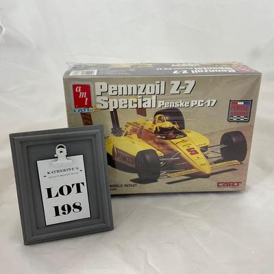 -198- MODEL KIT | 1:25 Scale | Pennzoil 2-7 Special Penske PC-17 Sealed