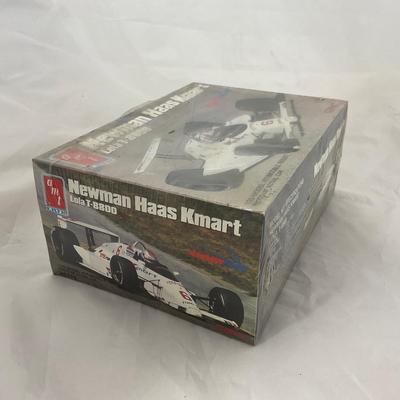 -199- MODEL KIT | 1:25 Scale | Newman Haas Kmart Lola T-8800 Sealed