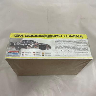 -201- MODEL KIT | 1:24 Scale | GM Goodwrench Lumina Sealed | Dale Earnhardt