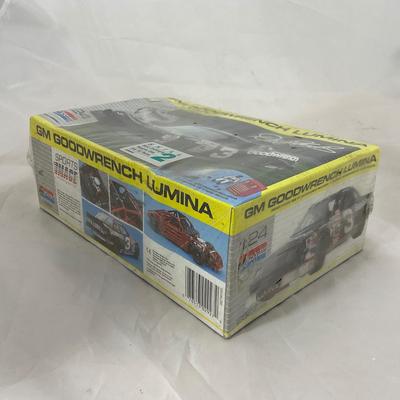 -201- MODEL KIT | 1:24 Scale | GM Goodwrench Lumina Sealed | Dale Earnhardt