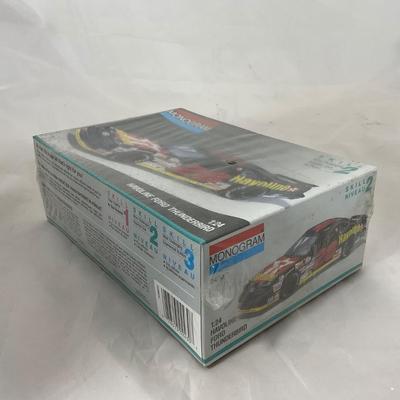 -203- MODEL KIT | 1:24 Scale | Havoline Ford Thunderbird Sealed