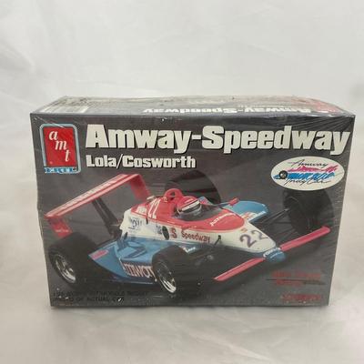 -204- MODEL KIT | 1:25 Scale | Amway Speedway Lola Cosworth