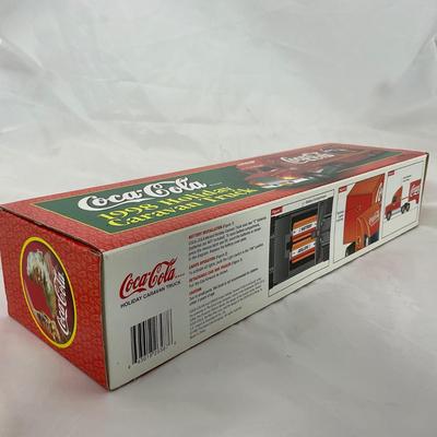 -216- MODEL | 1998 Holiday Caravan Truck Coca-Cola