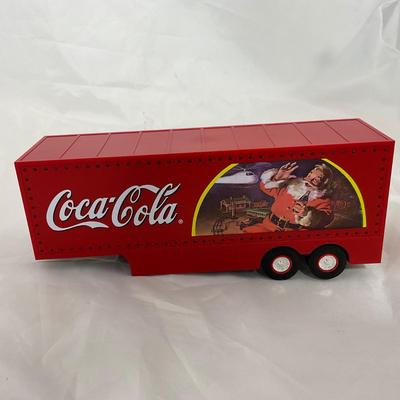 -216- MODEL | 1998 Holiday Caravan Truck Coca-Cola