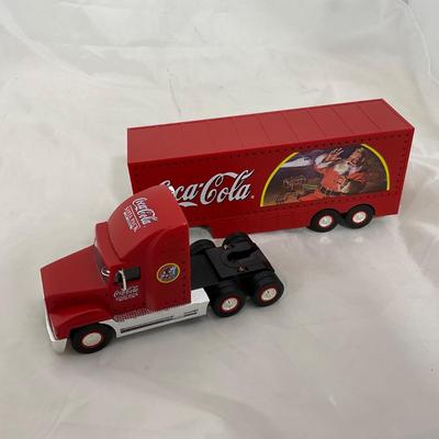 -216- MODEL | 1998 Holiday Caravan Truck Coca-Cola
