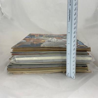 -223- RACING | Collection of Sports Illustrated Magazines