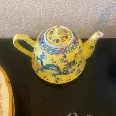 Small yellow Dragon Tea Pot
