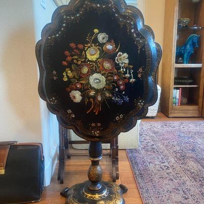 Spectacular Vintage Floral table Hand Painted