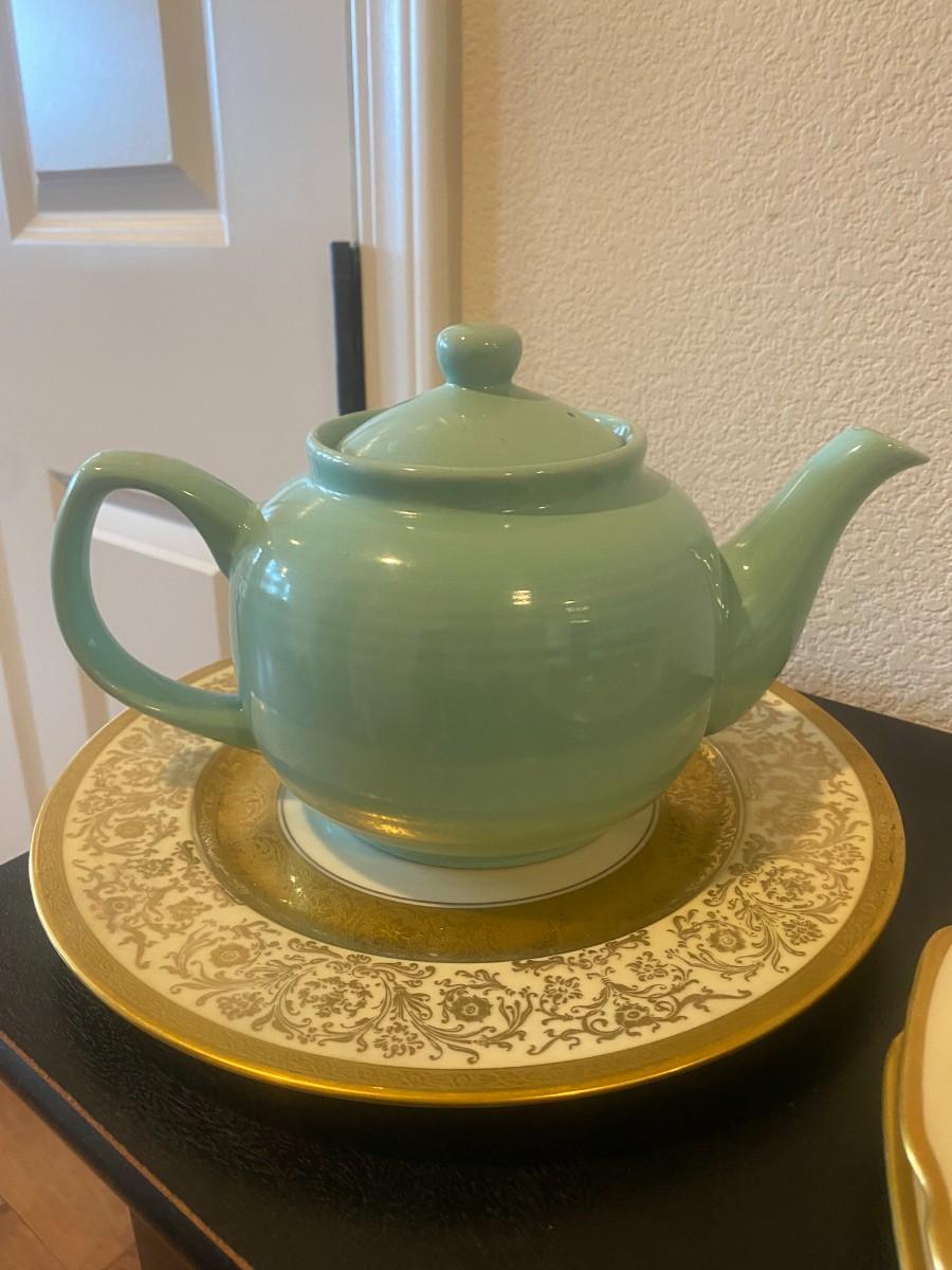 Green Tea Pot
