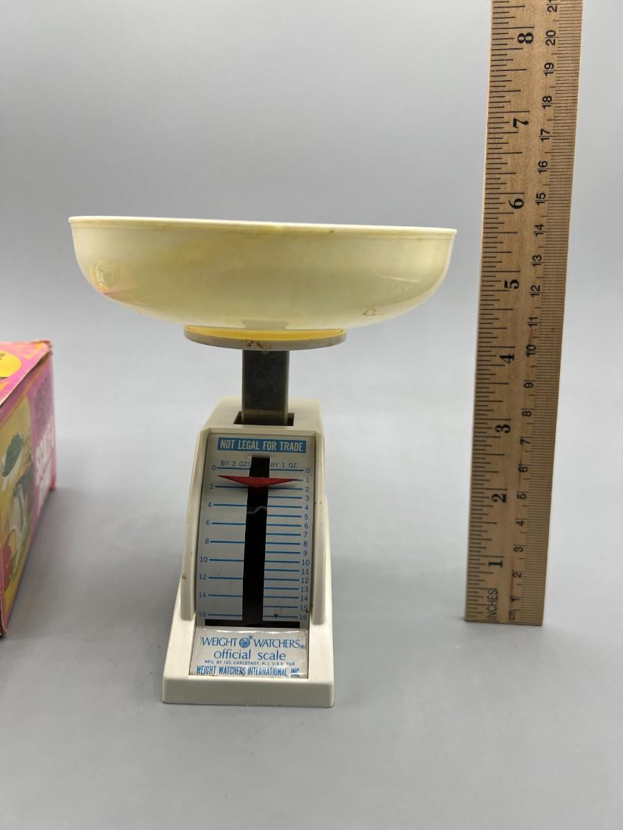 Vintage 1972 Weight Watchers Scale & Bowl with Original Box