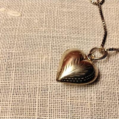 Vintage Puff Heart With Engraved Design 18" 925 Necklace