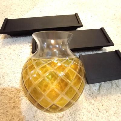 THREE FLOATING SHELVES AND ETCHED GOLD GLASS VASE