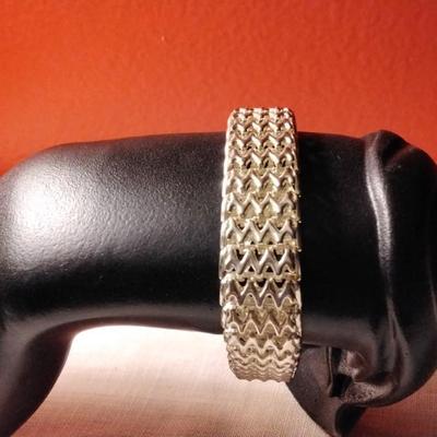 Mesh 7" Magnetic Hold Bracelet