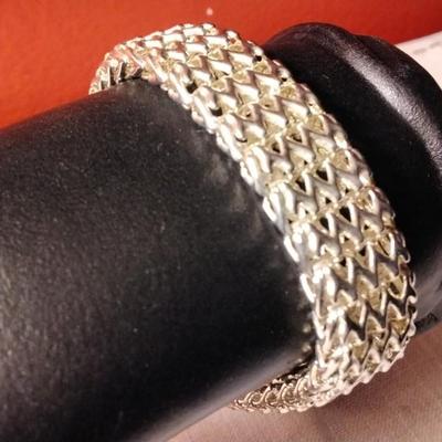 Mesh 7" Magnetic Hold Bracelet